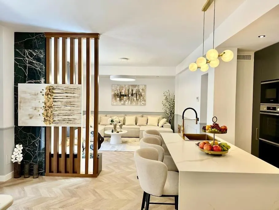 4Bd Central Soho Luxe Retreat Terrace 2Bh & Ac Málaga Appartamento