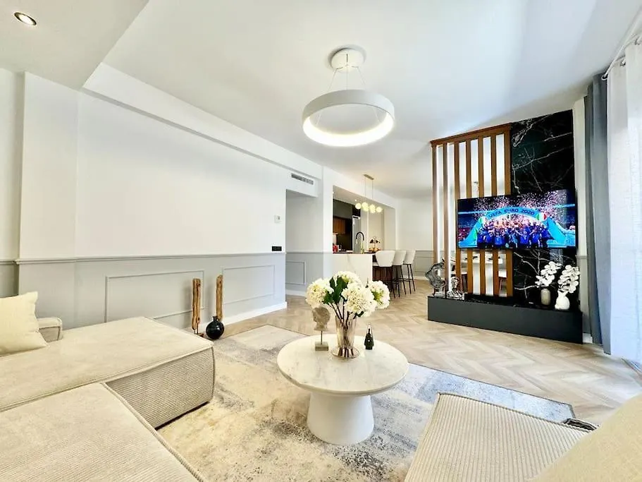 4Bd Central Soho Luxe Retreat Terrace 2Bh & Ac Málaga 0*,